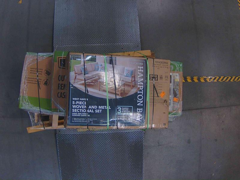Pallet of Assorted Lawn & Garden - Est Retail $2,580