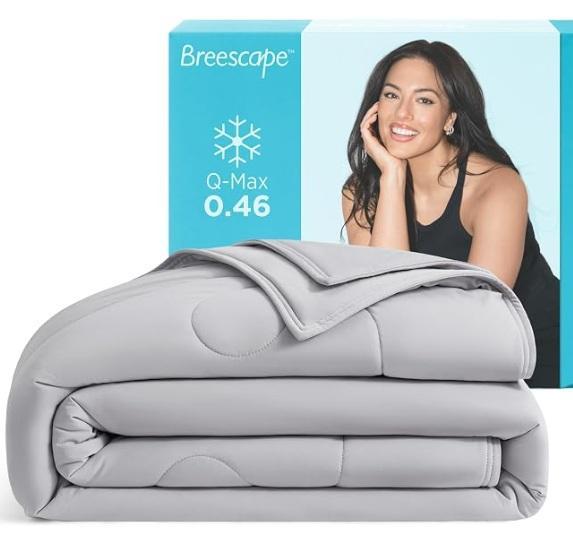 Breescape Cooling Comforter, EanOruus 3n1 Juicer, AKM RV Water Filtration System, KOMORE Mini Fridge - MSRP $2,705