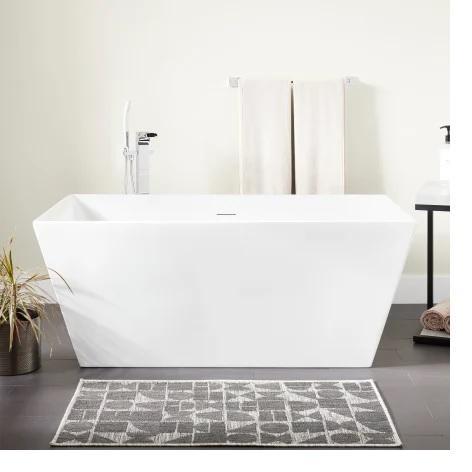 Signature Hardware SHHBFSRT5930AWH Soaking Bathtub - MSRP $2,149