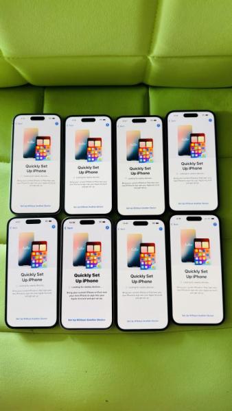 Apple iPhone 15 Pro & 14 Pro Max, 17 units, MSRP: $18,787