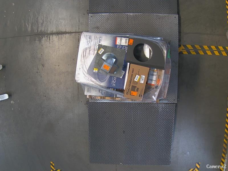Mixed Lot - Master Flow 1500CFM Black Power Roof Mount Attic Fan, Rubbermaid FastTrack Compact Hook - Est Retail $1,466