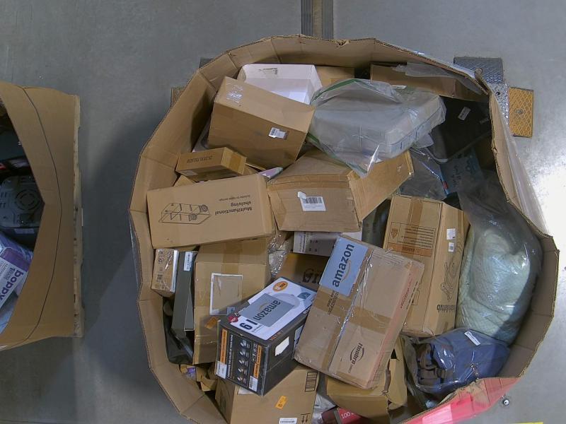 Unmanifested Pallet of Assorted General Merchandise