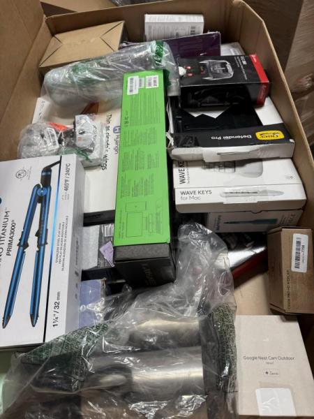 Electronics - Owlet, Audioengine, Razer, Panasonic - MSRP $28,431