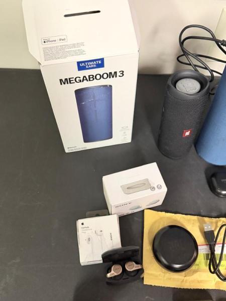 Mix lot of Sony 1000XM4, 1000XM3,), JBL, Jabra (models 65, 75, 85),Sam