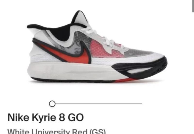 (20) Nike Tenis/Sneakers & Apparel MSRP $ 2,050.00