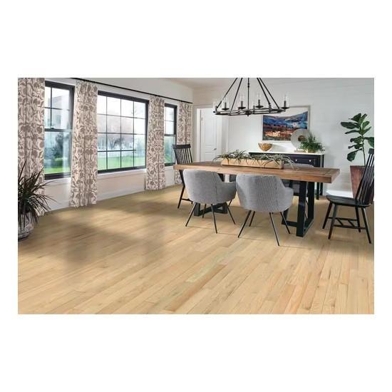 Plano Light Warmth Red Oak 3/4 in. T x 2-1/4 in. W Smooth Solid Hardwood Flooring - Est Retail $2,134