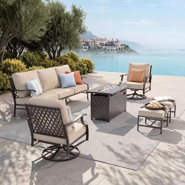 Seasonal - PHI VILLA - Est Retail $1,777- 1plt