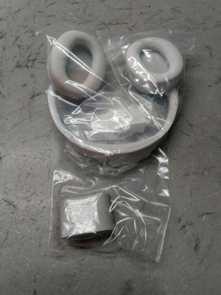 Headsets & Microphones - SONY WH1000XM6/B Headphone, SONY WH1000XM4/S Headphone - MSRP $1,829