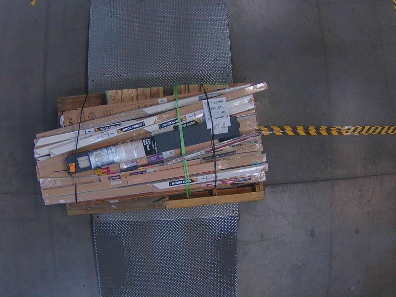 Home Improvement - Delta Shower Pan, HDC Window Blinds, M-D Hardwood Carpet Seam Binder - Est Retail $2,185