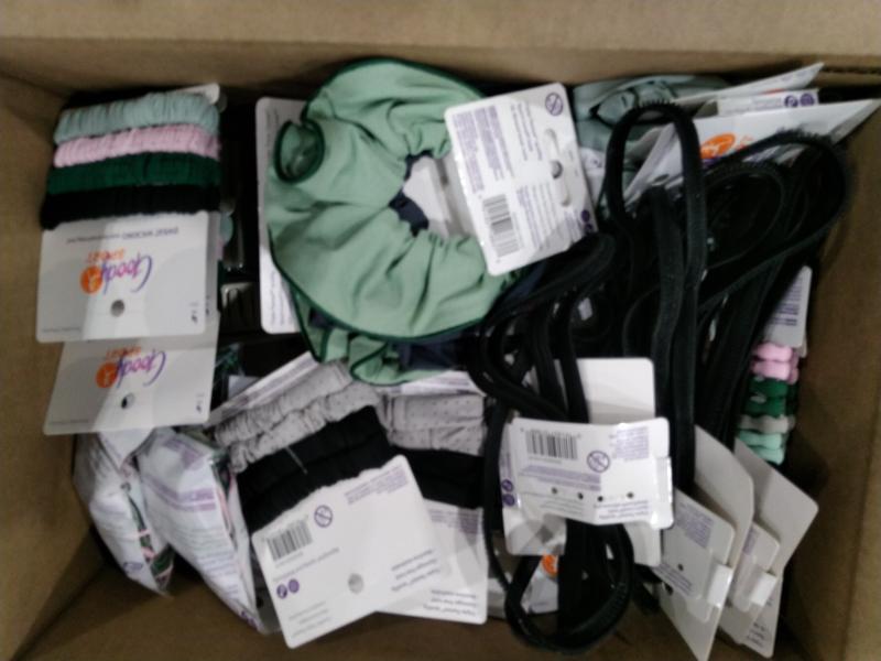  Health & Beauty - Goody Sport Forever Elastics Flow, Goody Sport Thin Scrunchie - MSRP $1,148