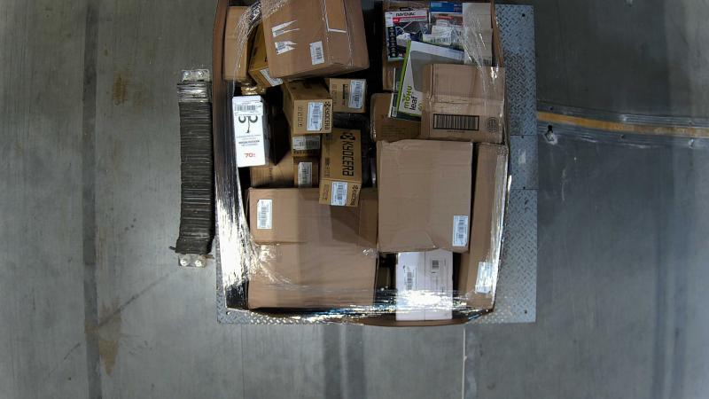 Electronics - SOLO BOOK Monitor, SHARK ROCKET SLIM VAC, KYOCERA TONER - MSRP $4,941