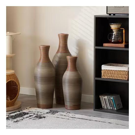 Flooring & Rugs - Seafuloy, Haiimeid, Ivy Hill - Est Retail $1,904- 1plt