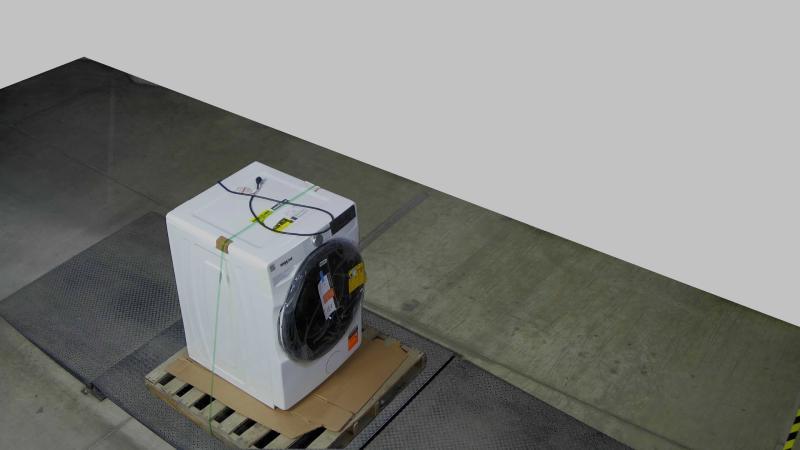 Appliances - Whirlpool (Maytag) WFW5720RW 4.5 Cu Ft Smart Front Load Washer - MSRP $1,084
