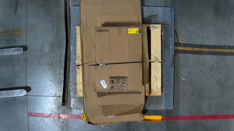 Consumer Electronics - FELLOWES 485CI XCUT, S600 MASSAGE CHAIR, Business Machines Generic - MSRP $7,628
