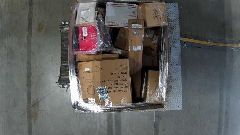 General Merchandise - LENOVO SLIM 3 R7, PAPER SUPPLIES, FOOD & Generic - MSRP $6,744