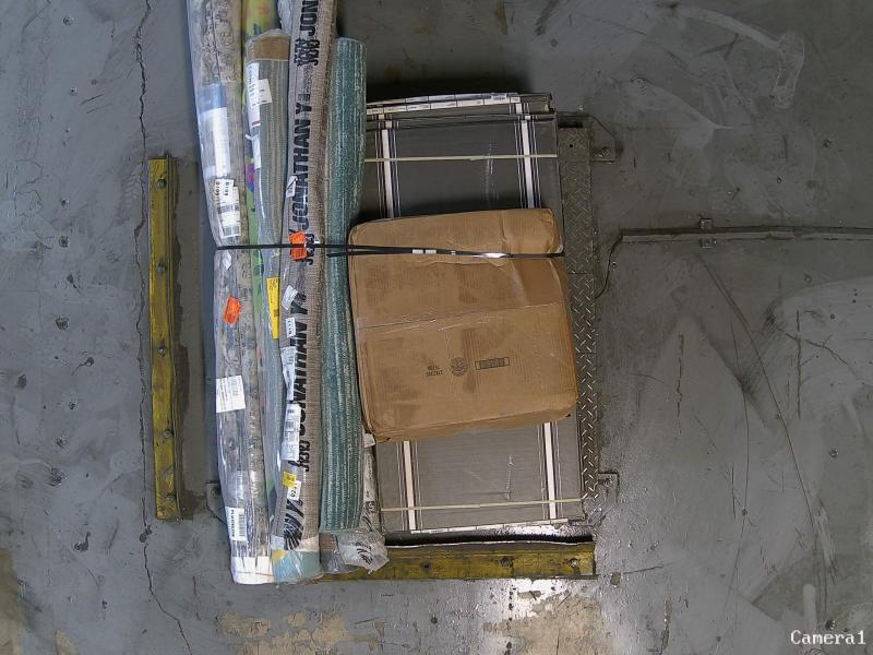Pallet of Flooring & Rugs