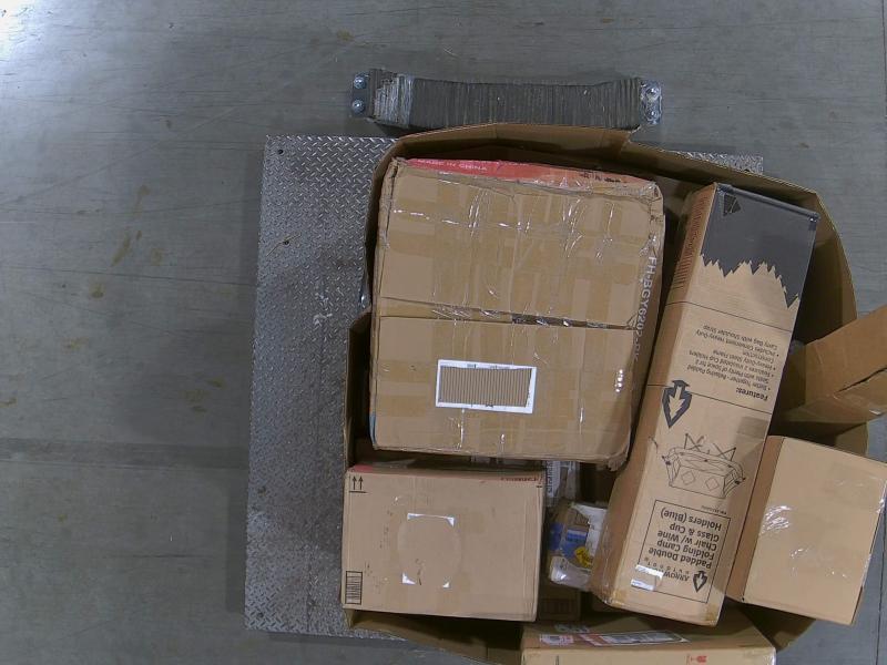 Pallet of Assorted General Merchandise - MSRP $1,044