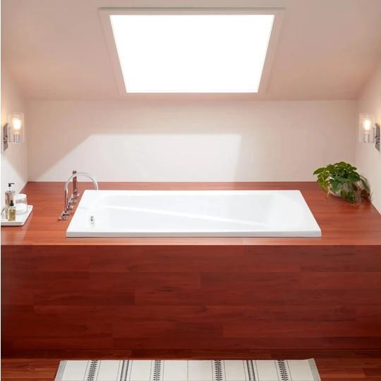 Signature Hardware SHBDS6032WH Soaking Bathtub - MSRP $859