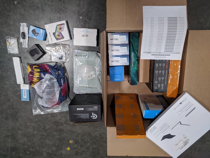 Gaming PC Desktop Accessories Lot & More - MSRP $2.5K - 27 Qty