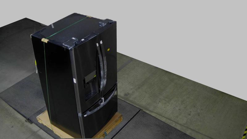 Appliances - LG LRFS28XBD - MSRP $2,027