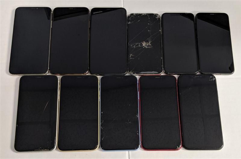 Apple iPhone X, Unlocked, 50 Units, Used, MSRP $50,000