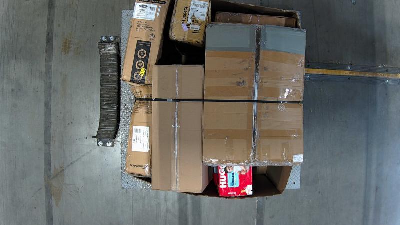 General Merchandise - Lavazza Espresso Machine, Travelpro Maxlite Carry on, Sweetcrispy Video Game Chair - MSRP $1,009
