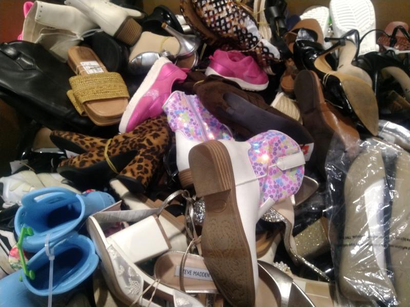 Luxury Department Store - LCOM Returns Shoes