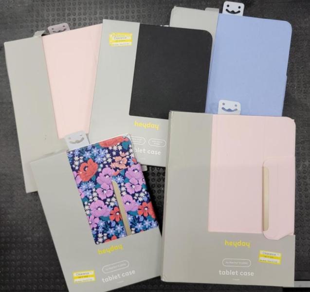 Lot of 45 HeyDay Tablet Cases