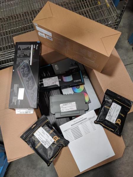 Gaming PC Desktop Accessories Lot & More - MSRP $2.5K - 26 Qty